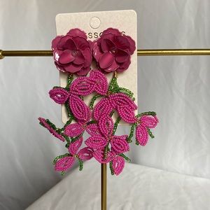 Brand new pink Floral, metal And beaded earrings